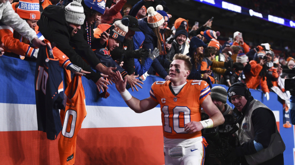 Denver ponizio NFL šampiona 38:0 i "šutnuo" Sinsinati iz plej-ofa