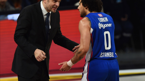 Svađa Larkina i Mijatovića?; "Prekinite" VIDEO