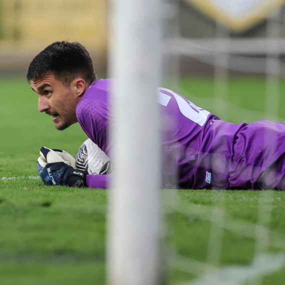 Novi Pazar ne da golmana