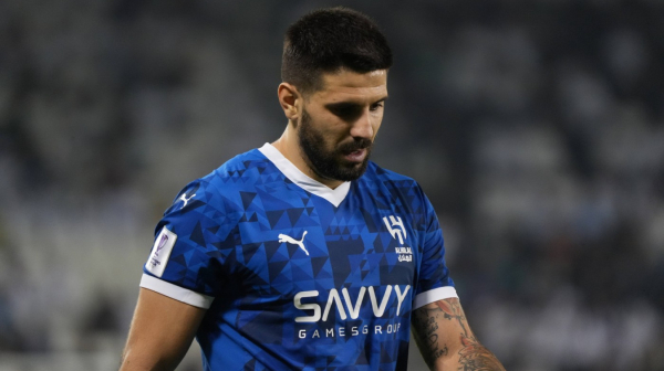 Aleksandar Mitrović odlazi u Katar!