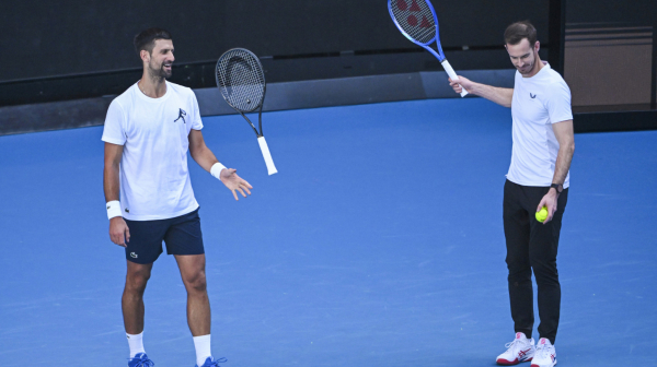 Sparing koji budi nostalgiju – učenik Novak i učitelj Endi za dušu navijača VIDEO