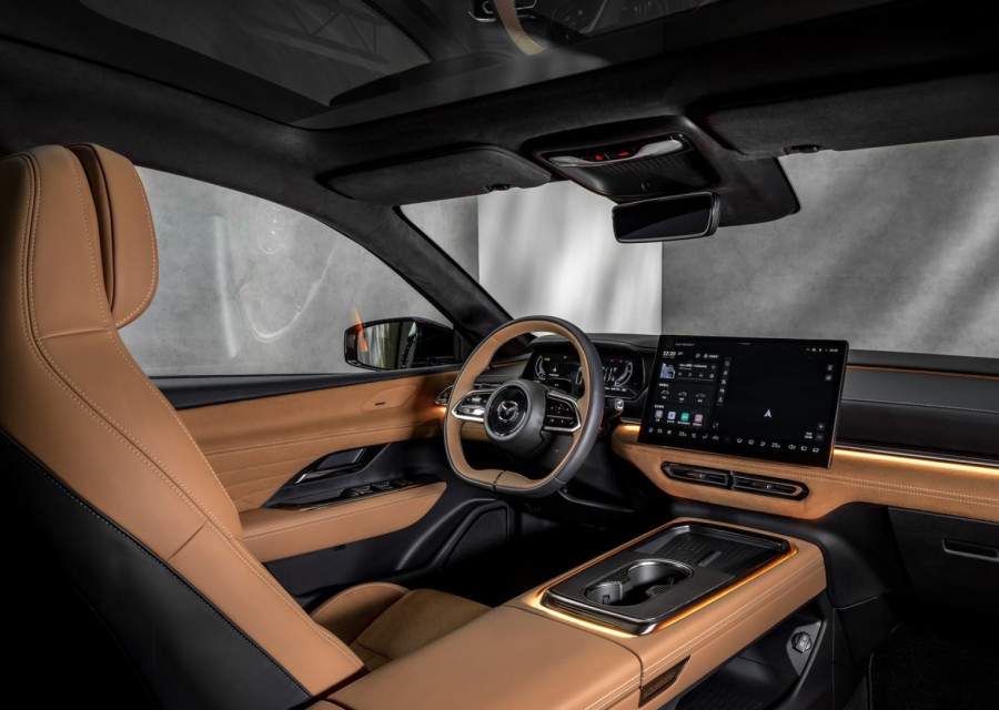 Mazdina električna limuzina preotima kupce Volkswagenu u Evropi?