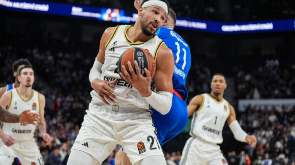 Asvel poslao jasnu poruku Partizanu – Efes pao usred Istanbula