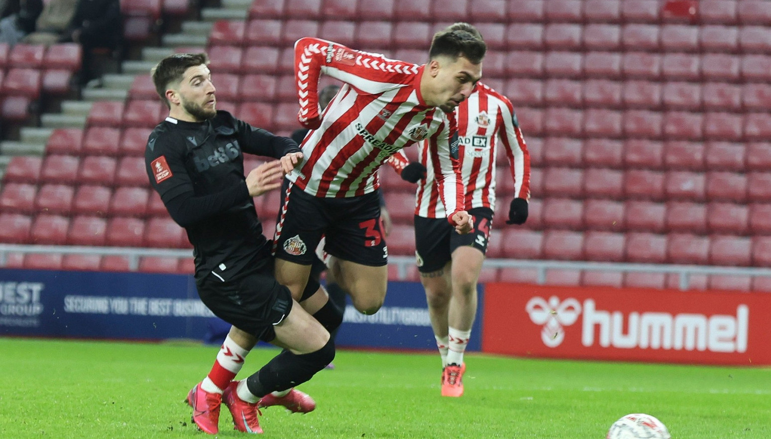 Crno-beli digli ruke – ništa od pojačanja iz Premijer lige