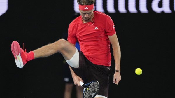 Zverev rutinski prošao, Opelka "okrenuo"