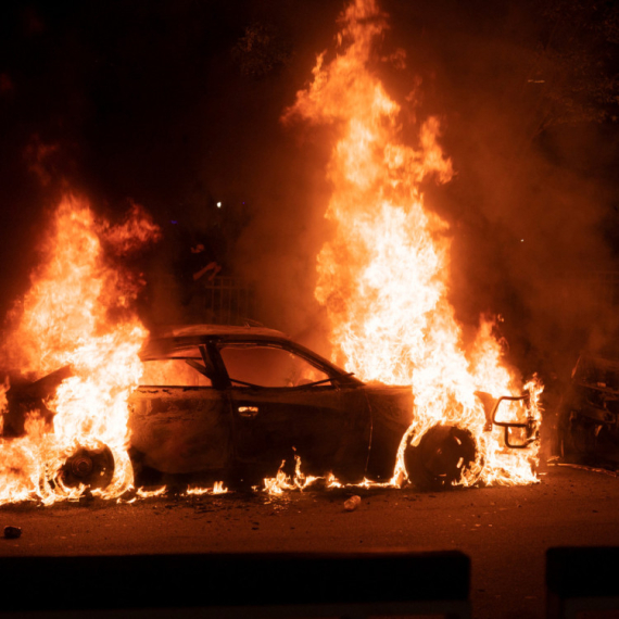 Drama u Zagrebu: Izgorelo pet automobila