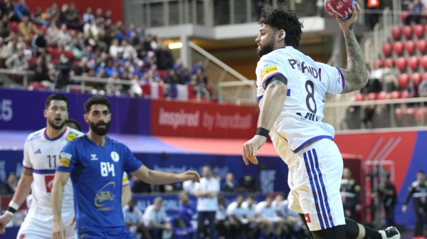 Slovenija deklasirala Kubu, favoriti sigurni na startu SP