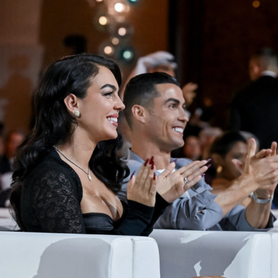 "Ona je jedinstvena, brine se o meni i o kući – to je ono što tražim" VIDEO