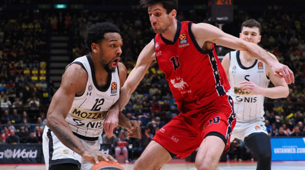 Mašina se upalila: Partizan se prošetao milanskom pistom, šou crno-belog trija od 72 poena