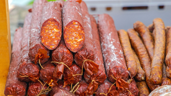 Ako imate više od 40 godina, izbegavajte ove četiri namirnice