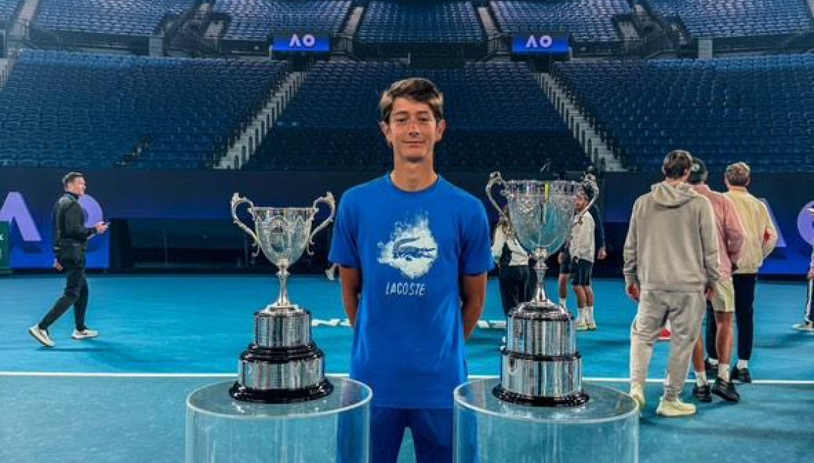 Upoznajte jedinog srpskog juniora na AO – idol mu je Đoković, ali "liči" na Nadala