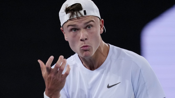 Rune urlao na Srbe, pa se "vadio": "Ništa lično" VIDEO