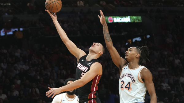 Sjajni Jović učestvovao u razbijanju Vembija i Sparsa