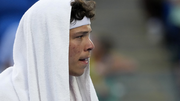 Monfis nije izdržao, pa predao meč – Šelton u četvrtfinalu VIDEO