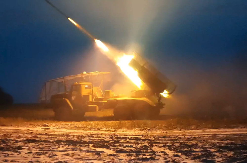 Najžešći udar do sad na Rusiju: Razleteli se po nebu FOTO/VIDEO