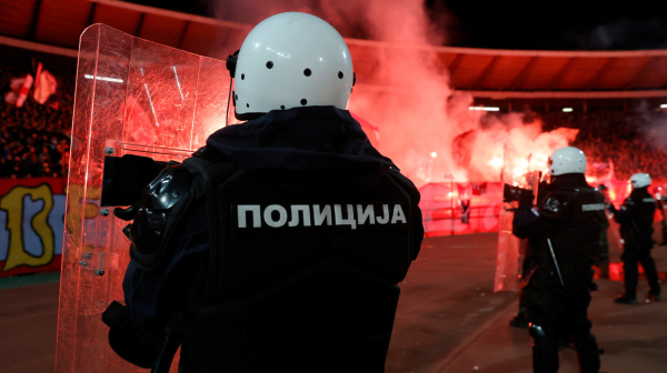 Oglasio se MUP zbog tuče huligana Zvezde i PSV-a u Beogradu VIDEO