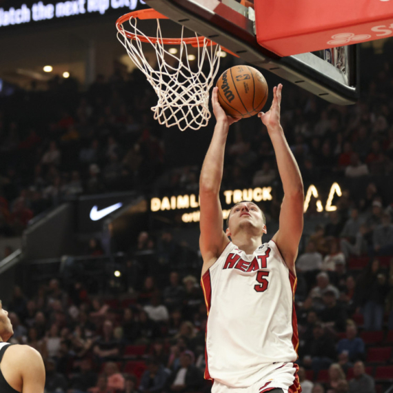 Jović solidan u neprijatnom porazu Majamija VIDEO