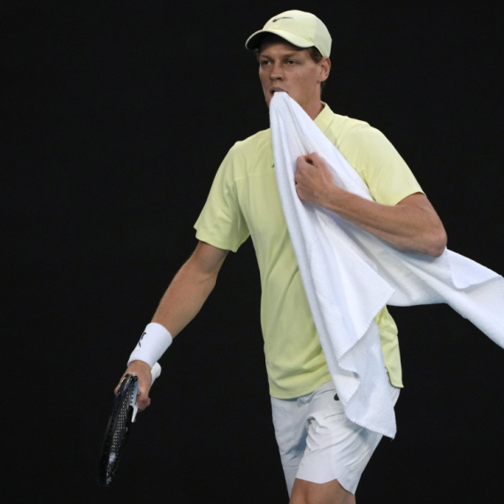 Siner isterao Demona sa Rod Lejver arene – Italijan dominantno do polufinala Melburna