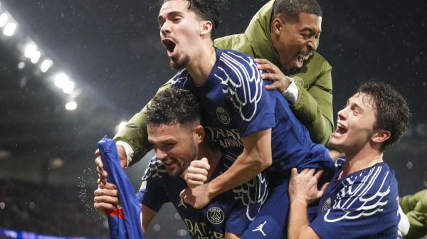 Siti primio četiri gola za poluvreme i samoubio se u Parizu; Petarda Reala