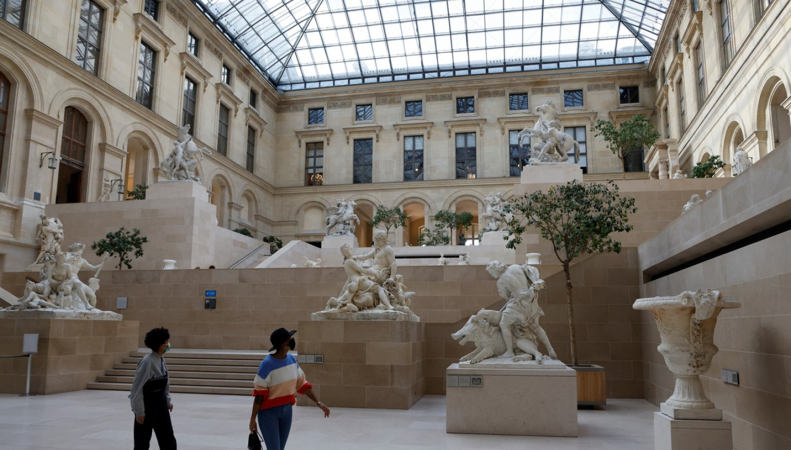 Isplivao audio-snimak iz Luvra: Za manje od četiri minuta ukrali dragulje, a onda... FOTO