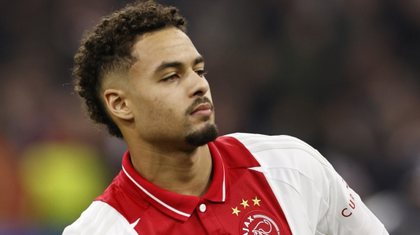 Fudbaler Ajaksa potpisao za Romu