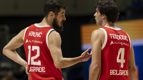 Desetkovana Zvezda priželjkuje čudo u Pireju