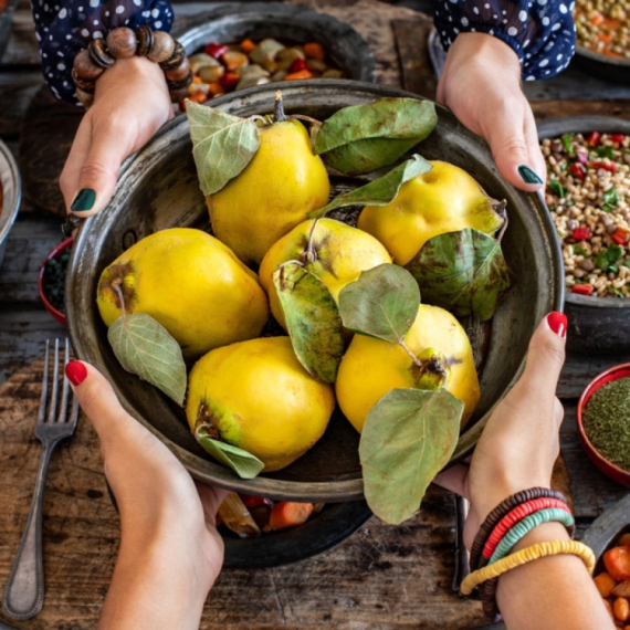 Zlatna voćka jeseni: Kako jača imunitet, smiruje stomak i usporava starenje