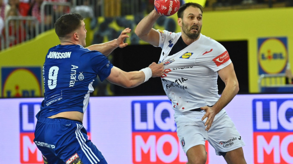 "Island smo dobili za večerom"