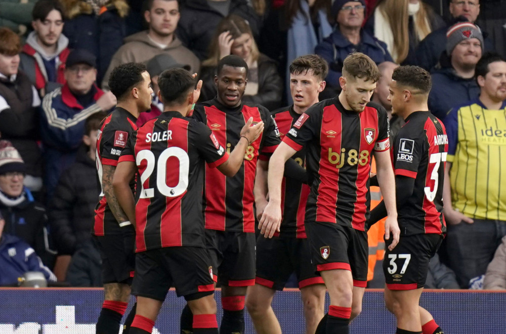 Liverpul "gazi", Arsenal "na mišiće", strašni Bornmut posramio Blekija i "šumare"