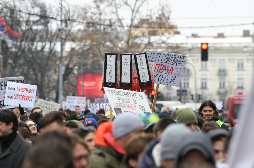 Apsolutistička vladavina? Studentkinja priznala: Blokade će se završiti onda kada plenum kaže VIDEO