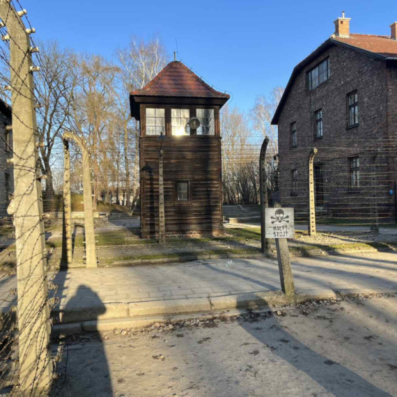 Preminuo novinar: Preživeo logor i dva marša smrti