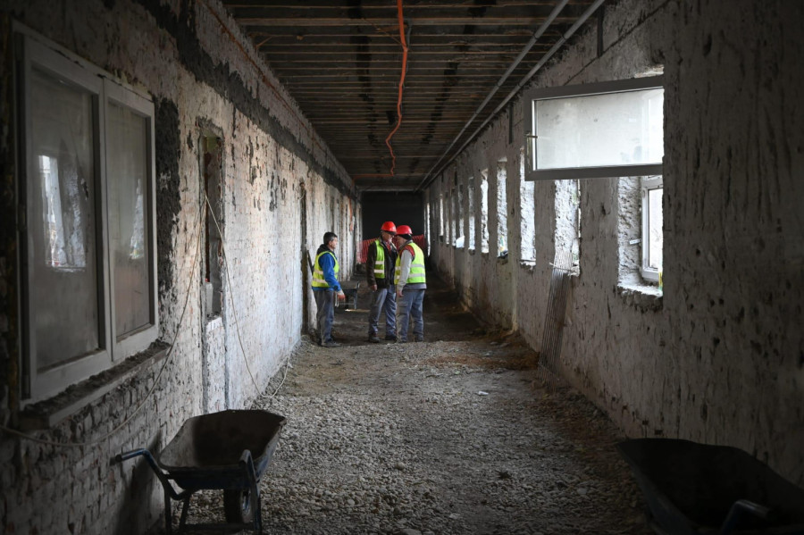 Rekonstruiše se još jedna osnovna škola u Beogradu FOTO