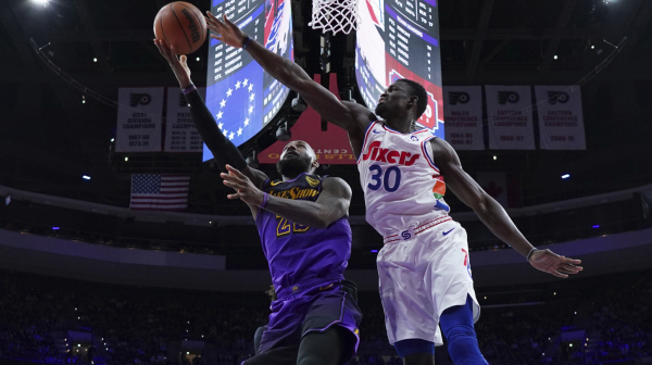 Filadelfija bez Embida srušila Lebrona i sina VIDEO