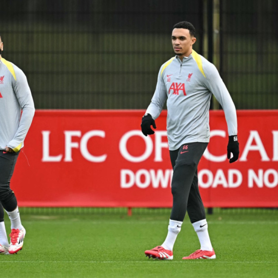 Slot "promešao karte" – Liverpul bez devetorice u Holandiji