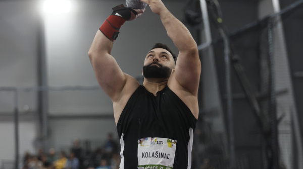 Emotivne scene na Banjici: Kolašinac je "MVP" – plakao, bacao kuglu i završio karijeru VIDEO