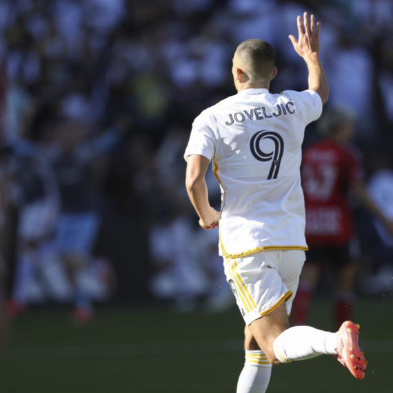 Istorijski transfer: Trejdovan i Joveljić!