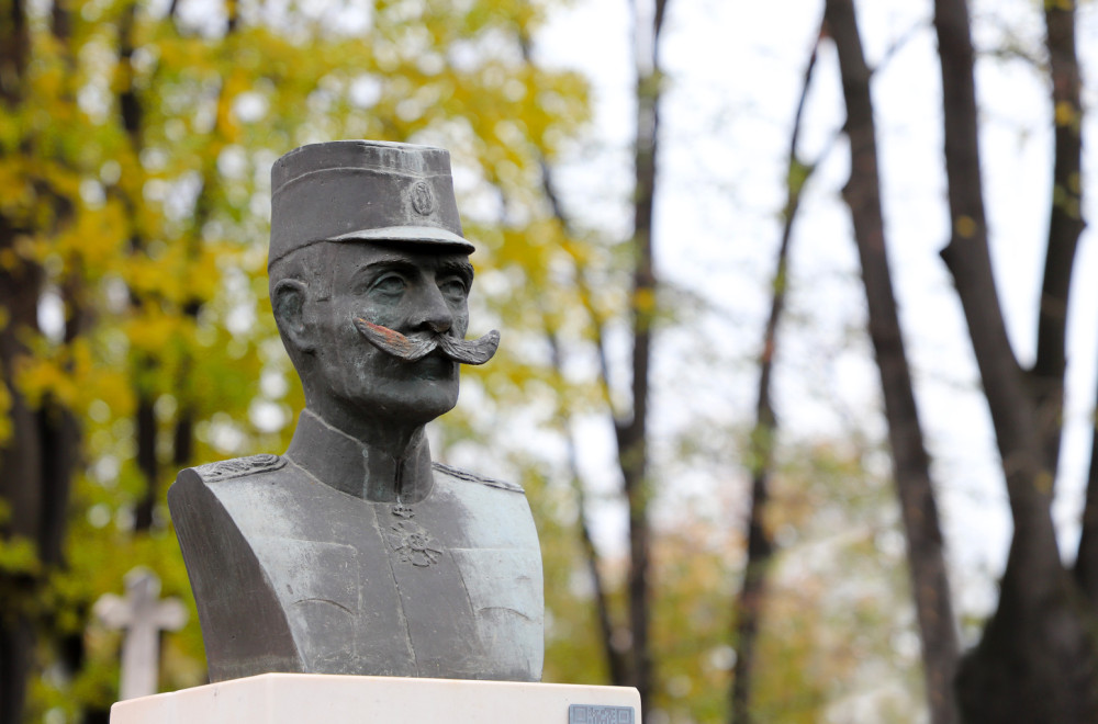 Na Novom groblju obeležene godišnjice smrti vojvode Petra Bojovića i vojvode Živojina Mišića