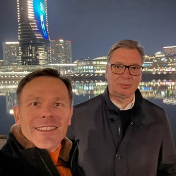 Vučić sa Malim: Siniša se raspituje o sastavu nove Vlade, a ja odgovaram o ispitima koji su mi ostali FOTO