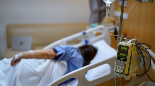 Španija pooštrila karantin za putnike sa kruzera: Jedan pacijent na kiseoniku, 13 u izolaciji