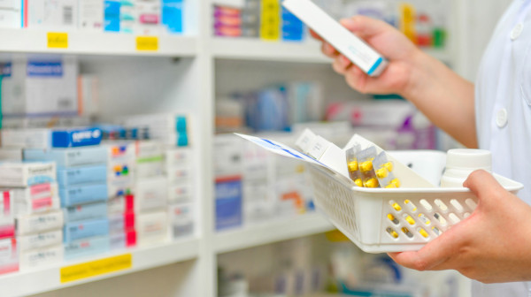 Srbi gutaju ove tablete u ogromnim količinama: Mogu da stvore smrtonosnu infekciju