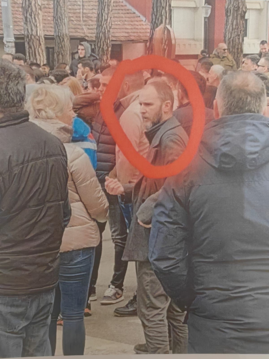 Sad je sve jasnije: Na studentskom protestu u Ivanjici čovek iz ambasade Velike Britanije FOTO