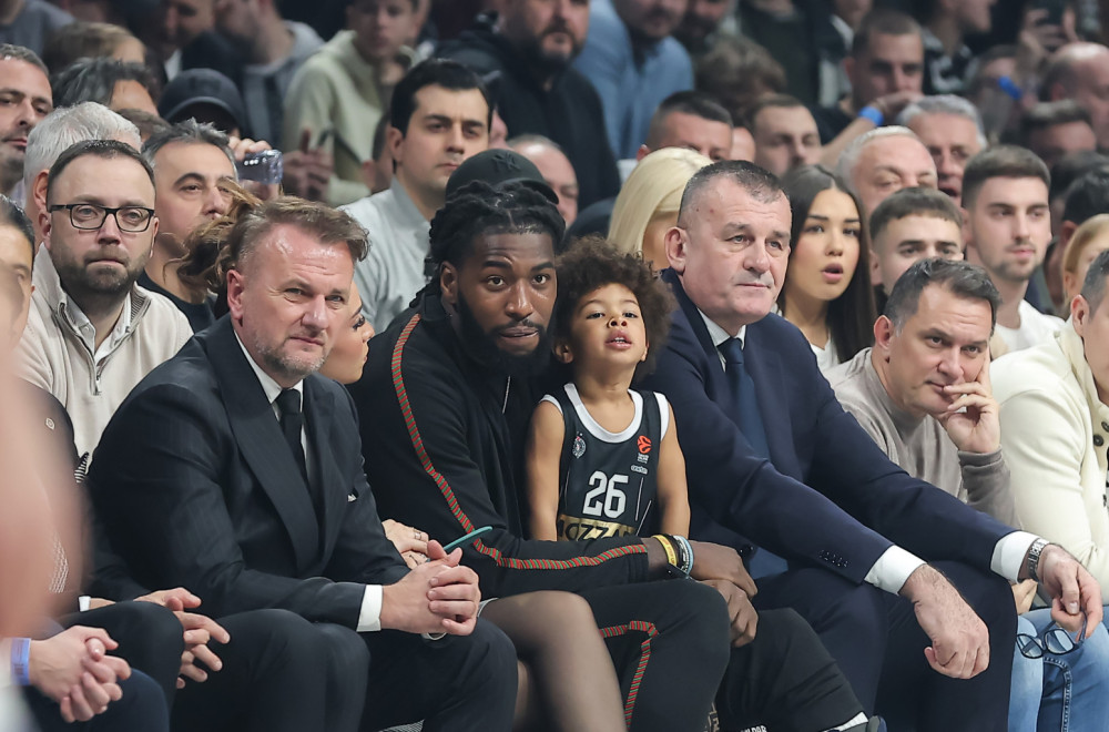 Osmesi Sferopulosa i Lesora – lepe scene posle derbi bitke VIDEO