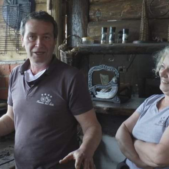 Bivši mornar usred Srbije napravio pravi morski raj, umesto pečenja kod njega se spremaju hobotnice FOTO