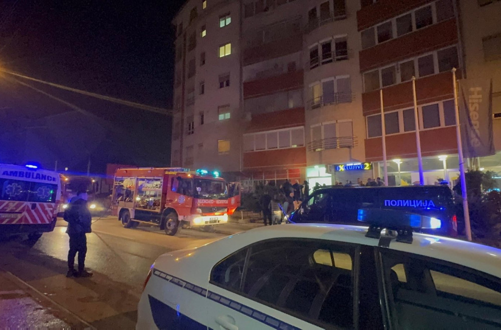 Izbio požar u stambenoj zgradi: Stanari evakuisani FOTO