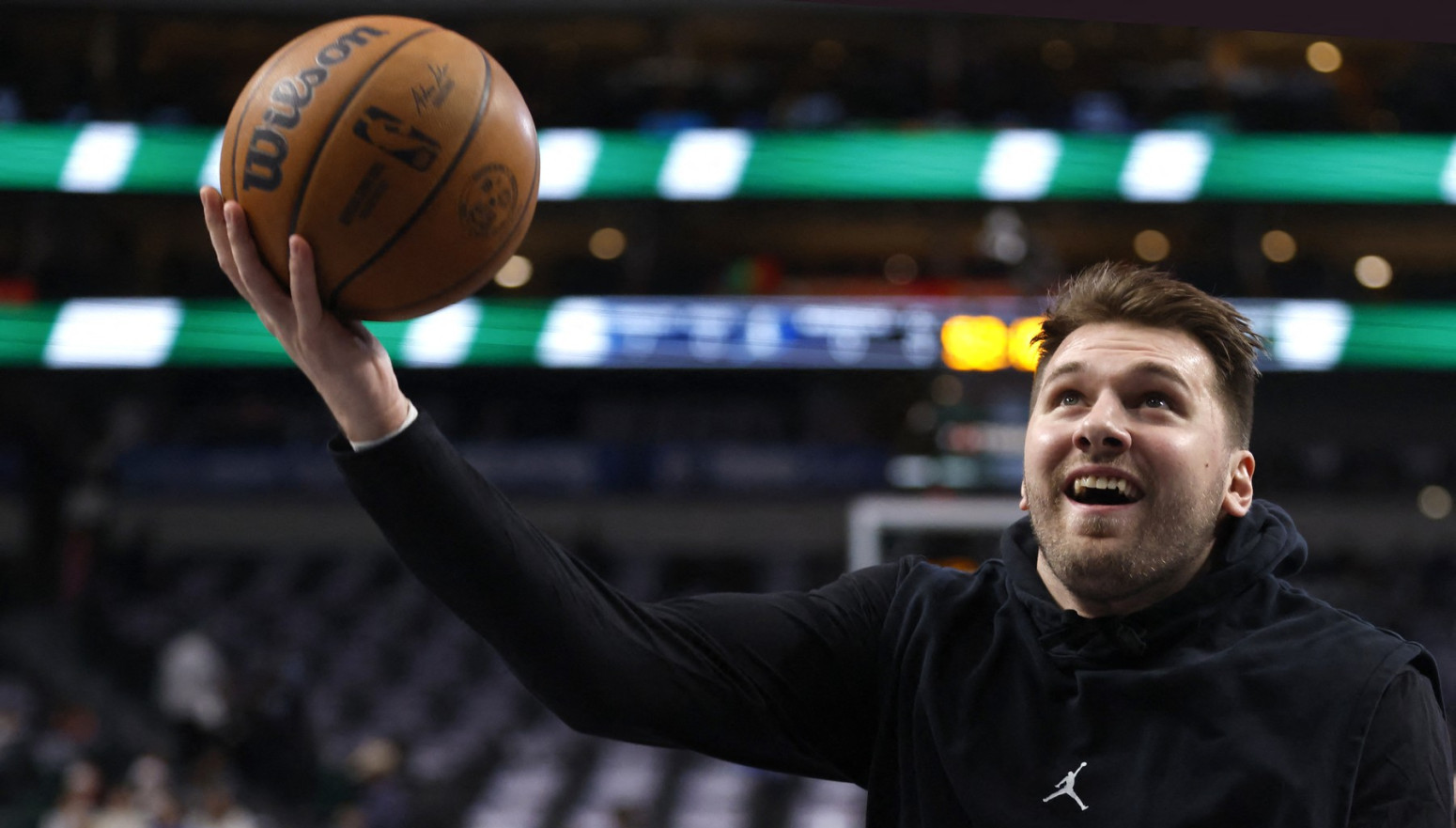 Dončić stigao u Los Anđeles – poslao bitnu poruku navijačima Lejkersa VIDEO