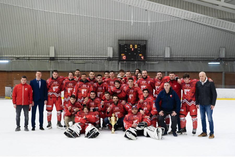 Hokejaši Crvene zvezde osvojili 12. šampionsku titulu