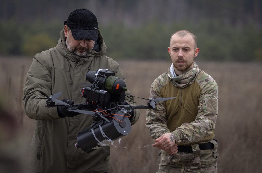 Nov "ubica" na frontu – ispaljuje bombu razorne moći, pa traži cilj FOTO