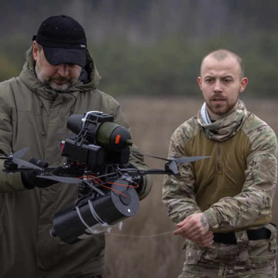 Nov "ubica" na frontu – ispaljuje bombu razorne moći, pa traži cilj FOTO