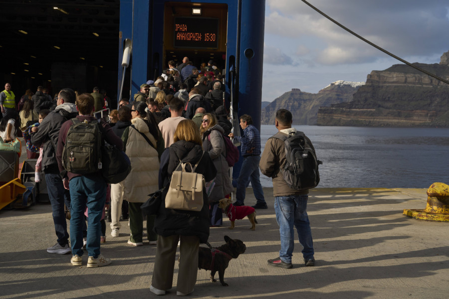 Stanje na Santoriniju dramatično: Ima li srpskih državljana? FOTO