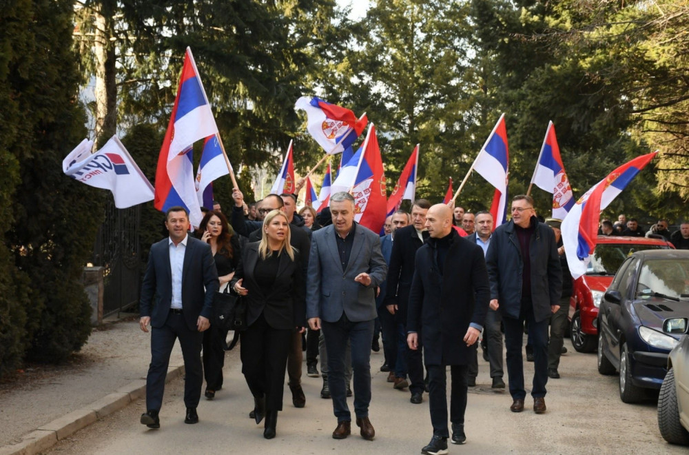 Srpska lista održala predizborni skup u Leposaviću: Da 9. februara budemo složni i jedinstveni FOTO